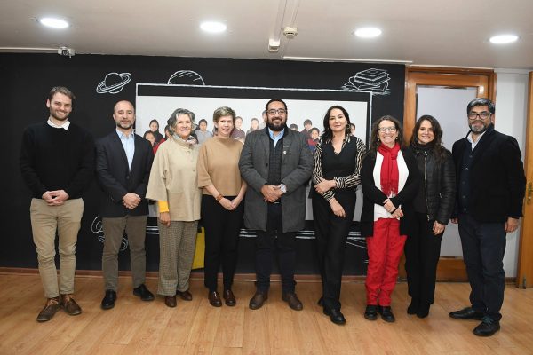 Consejo Asesor de Efecto Colectivo y Ministerio de Educación: comprometidos por la educación chilena