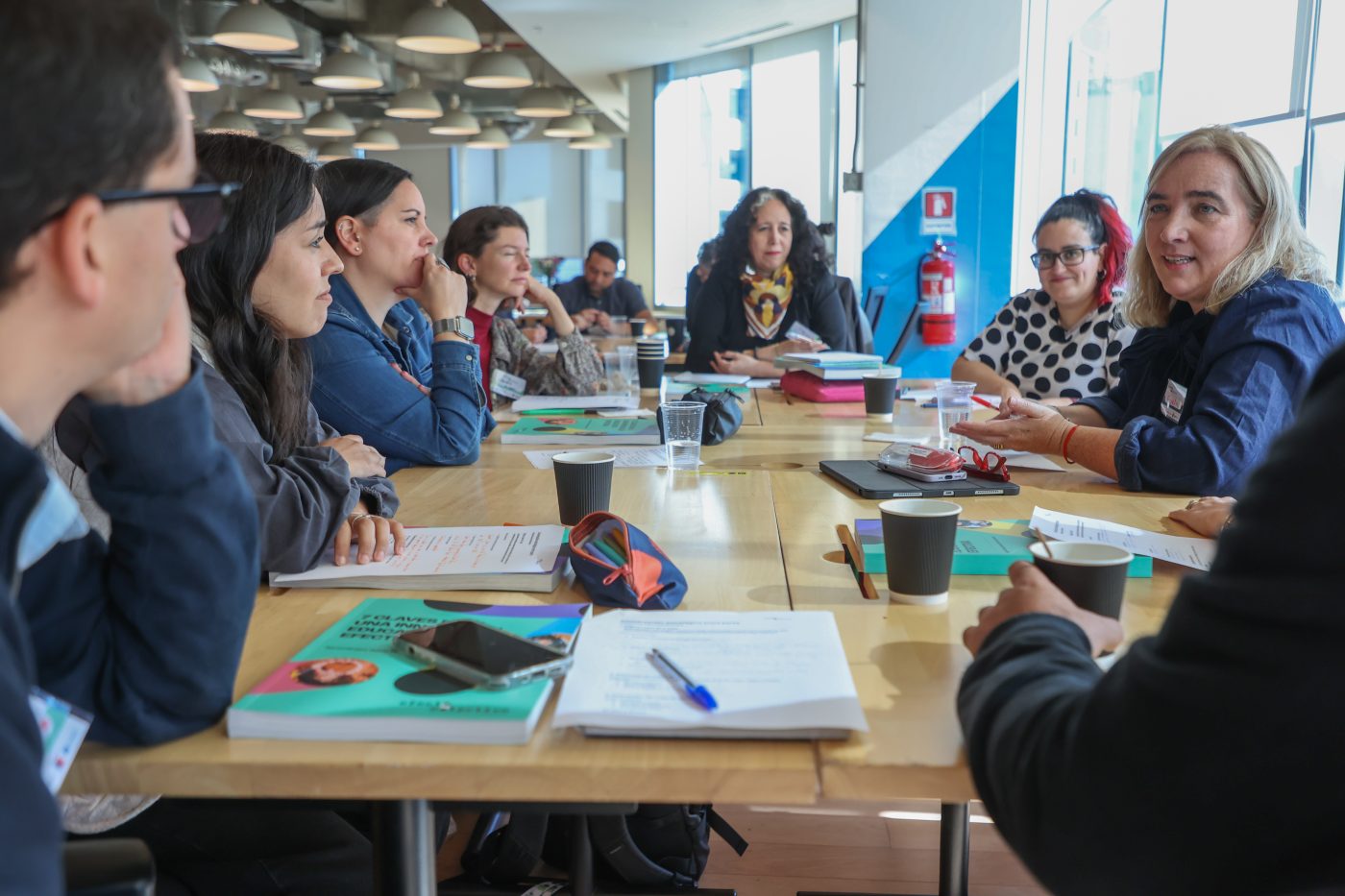 Efecto Colectivo despliega su trabajo para compartir sus aprendizajes con el sistema educativo chileno